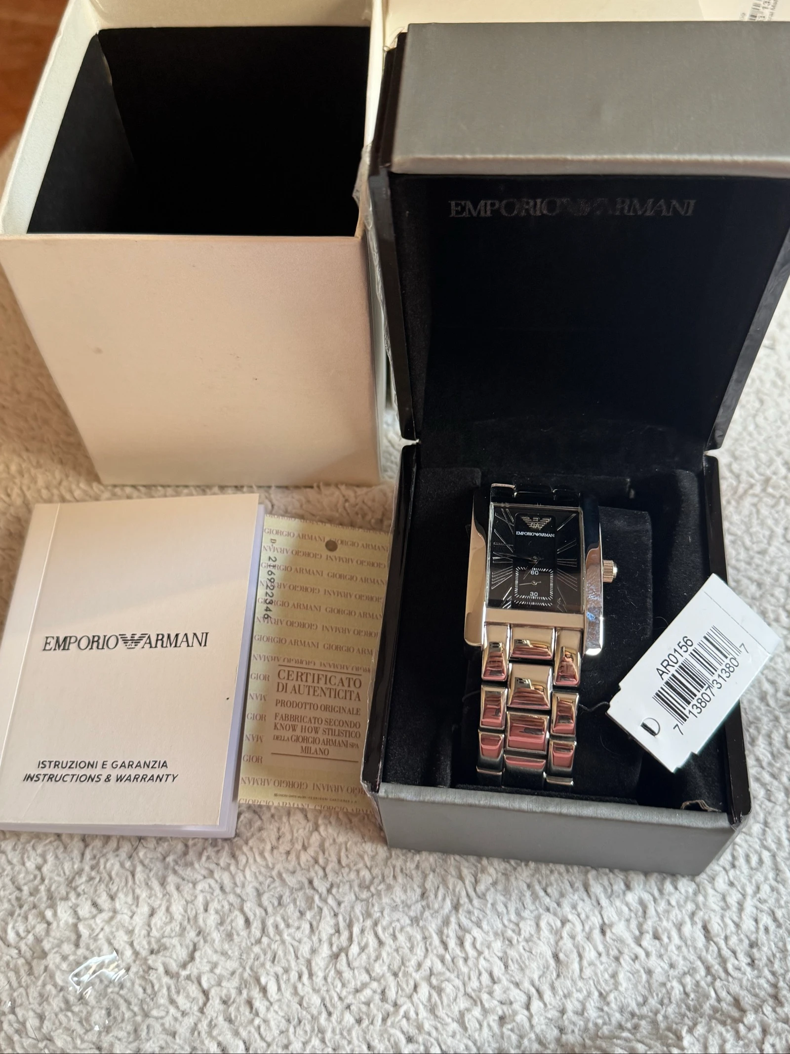 Reloj Emporio Armani.